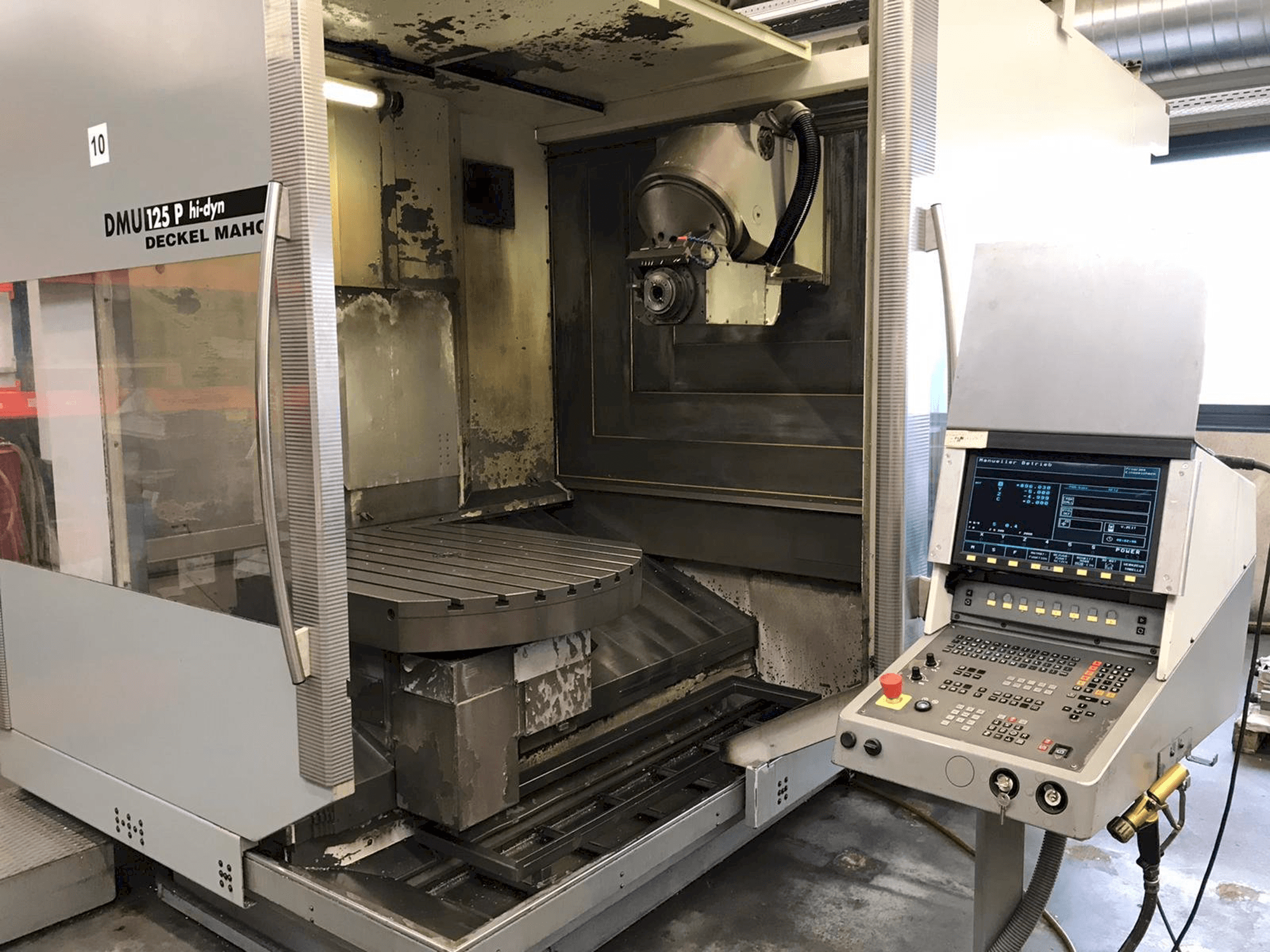 Front view of DECKEL MAHO DMU 125 P Hi-dyn machine