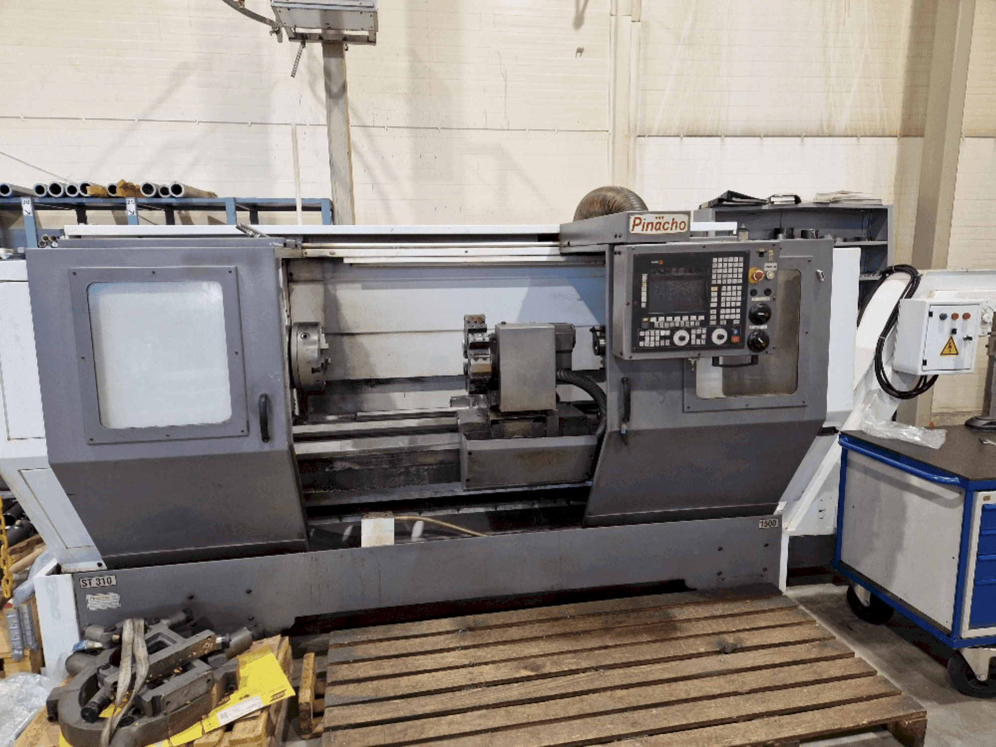 Front view of Pinacho ST 310 x1500 machine