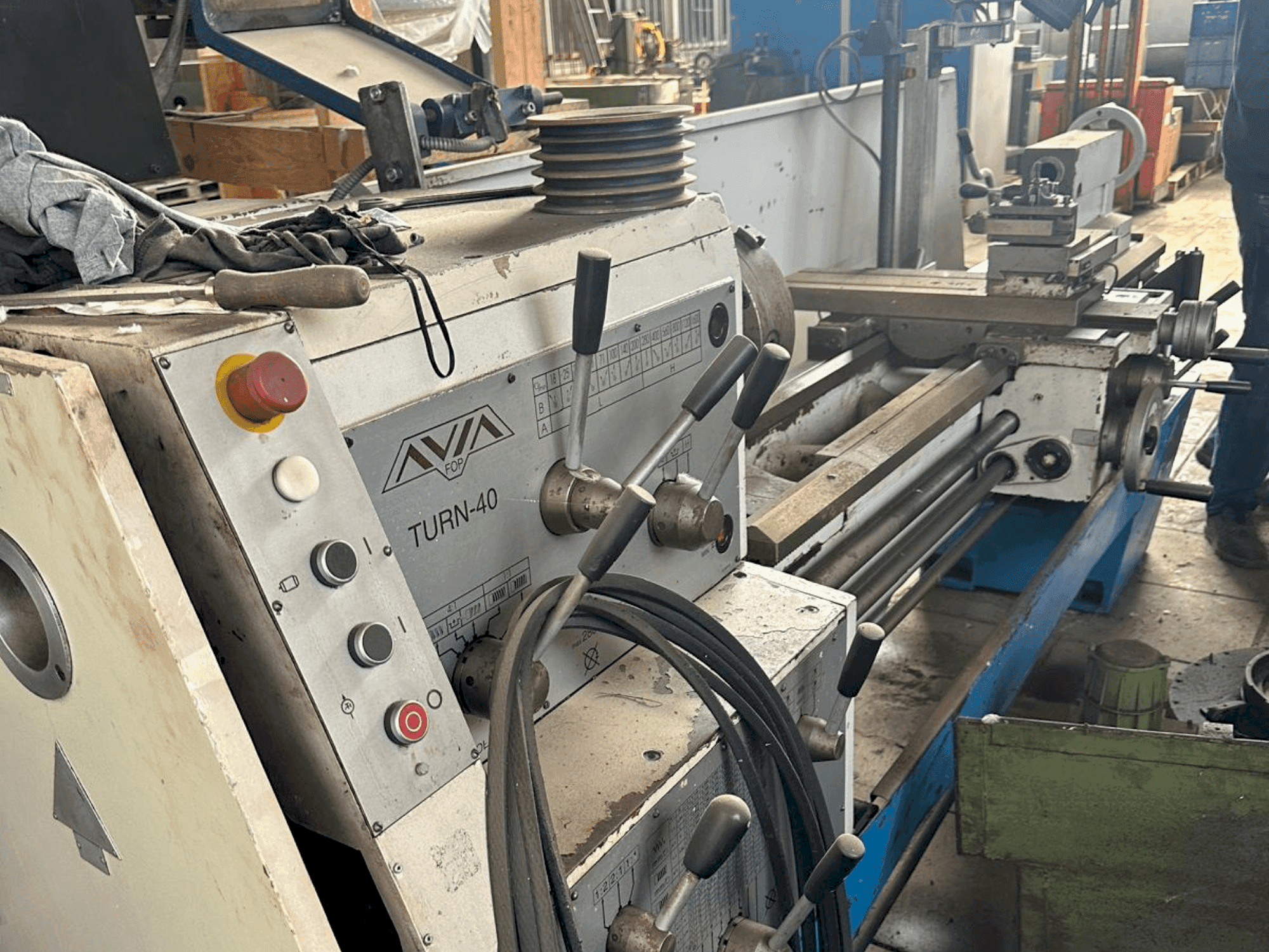 Front view of Avia TURN-40 machine