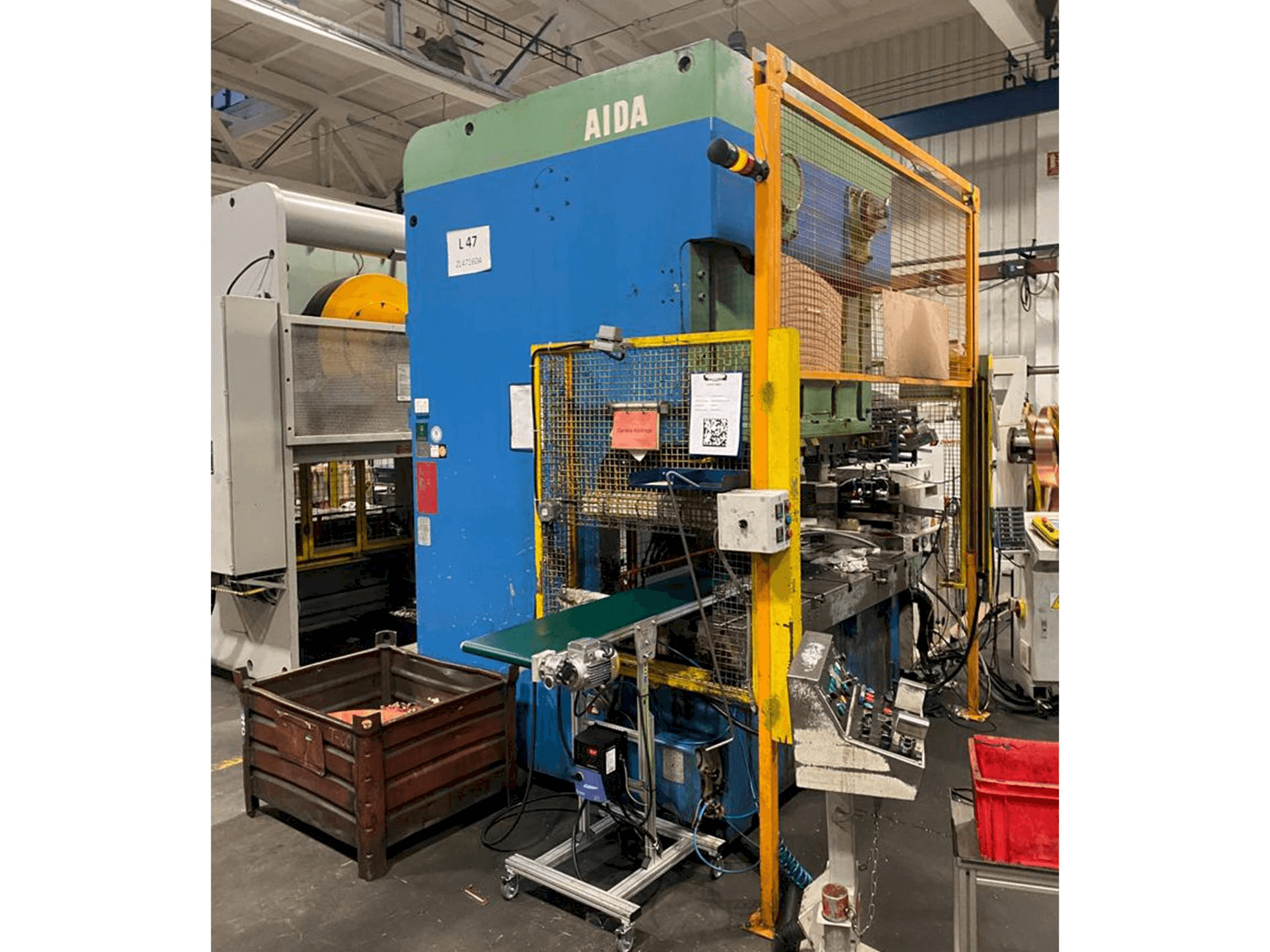 Front view of AIDA NC2-1600 (2) machine