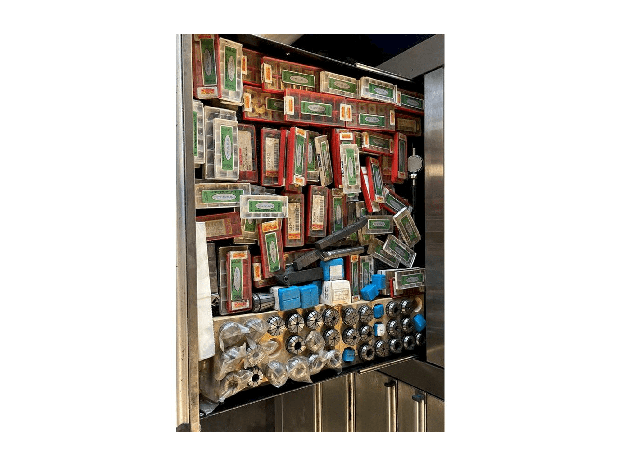 Detail of KNUTH LL 1500 CNC machine